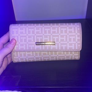 Tan Tommy Hilfiger wallet